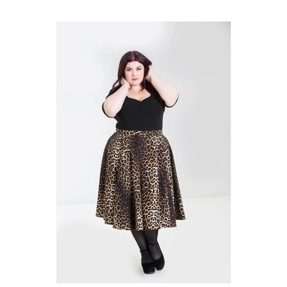 Hell Bunny 50’s Panthera Leopard Skirt Sz L